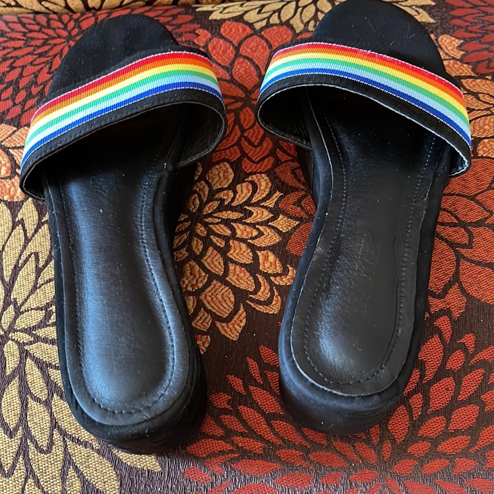 Colorful Platform Sandal - Picture 3 of 4